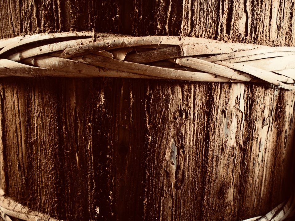 100年以上使っている木桶。