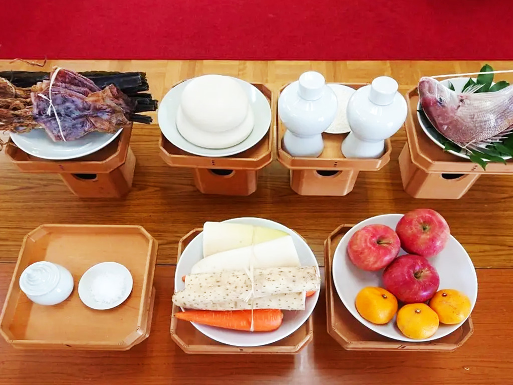 日本各地の神社で行われる神饌の儀式